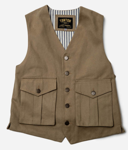 The light khaki “Gustave” jacket