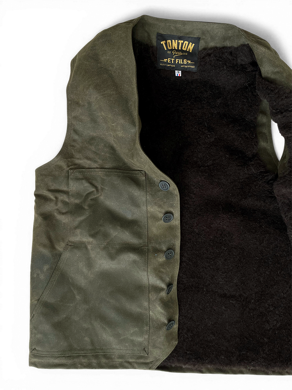 The “Jeannot” vest in brown natural wool