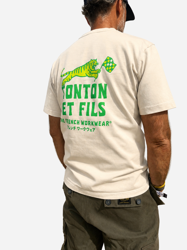 HEAVYWEIGHT TEE — RACING TIGER