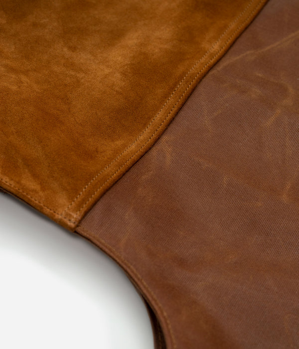 Tonton et Fils - Le gilet homme «Gaston» waxé camel fabriqué en France - Zoom sur l'emmanchure 
