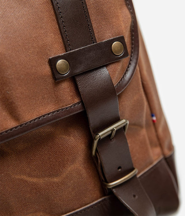 Tonton et Fils - La besace «Tonton» camel - Toile de fabrication 100% française waxée - Zoom sur fermeture