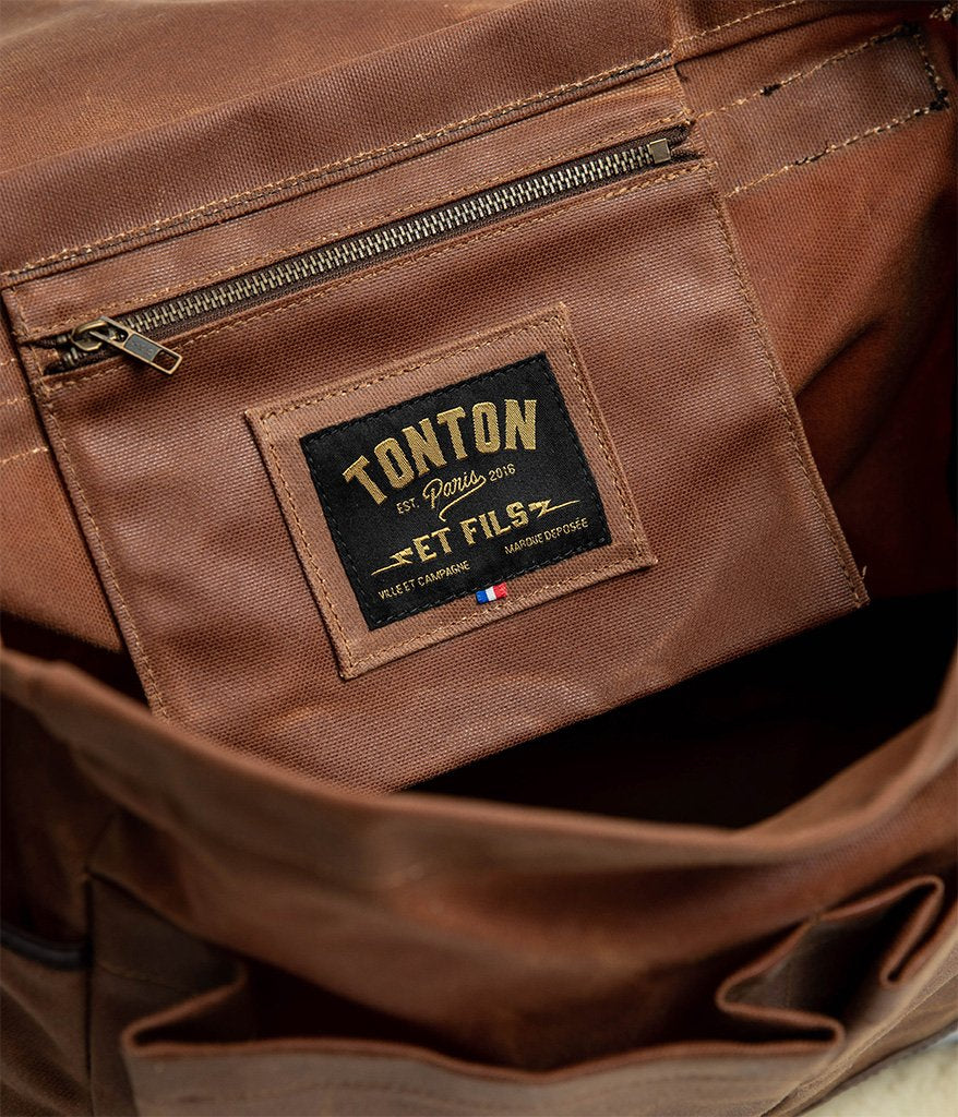 Tonton et Fils - La besace «Tonton» camel - Toile de fabrication 100% française waxée - Zoom sur poche intérieure