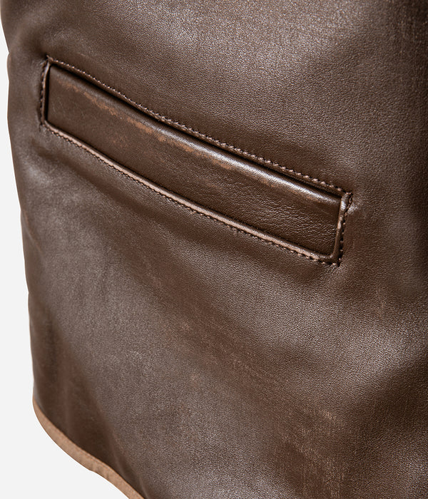 Le gilet « Léon »  cuir vieilli brun