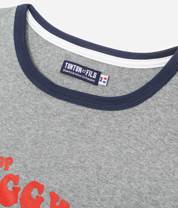 Tonton et Fils - Le tee-shirt manches courtes homme «Can’t stop Buggy» gris chiné et marine - Fabriqué en France - Vue sur l'encolure