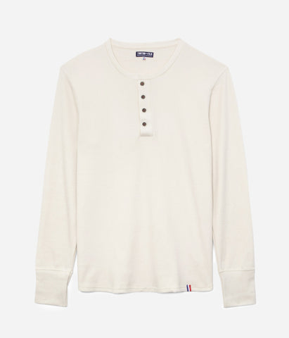 Le tee-shirt «Henley» écru