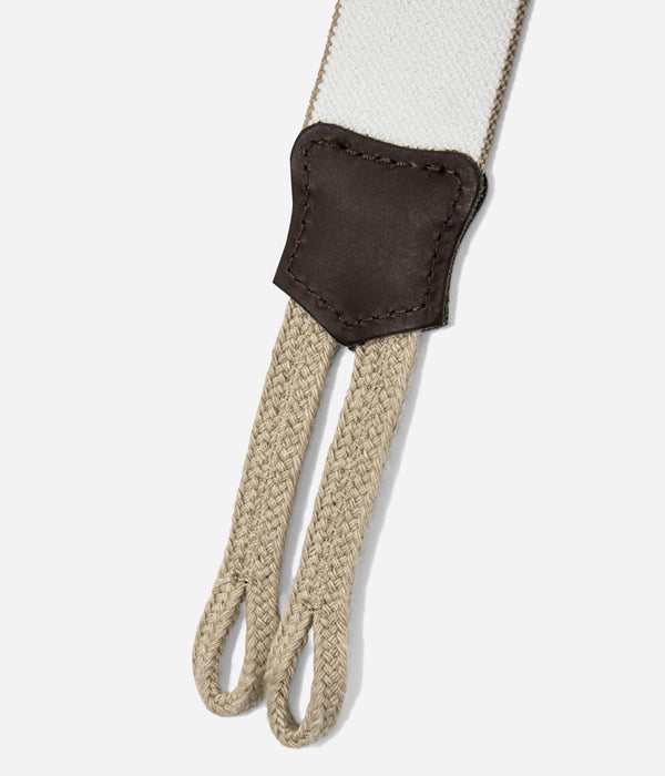 Tonton et Fils - Les bretelles "Hercule" Beige moyen fabriquée en France - Vue sur le parement en cuir 