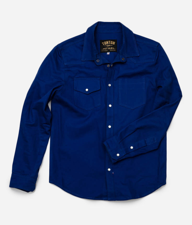 Chemise Irisa gorge cachée rayée bleu marine - Twill - Col Long - Poignets Mousquetaires Chemise Irisa gorge cachée rayée bleu marine - Twill - Col Long - Poignets Mousquetaires