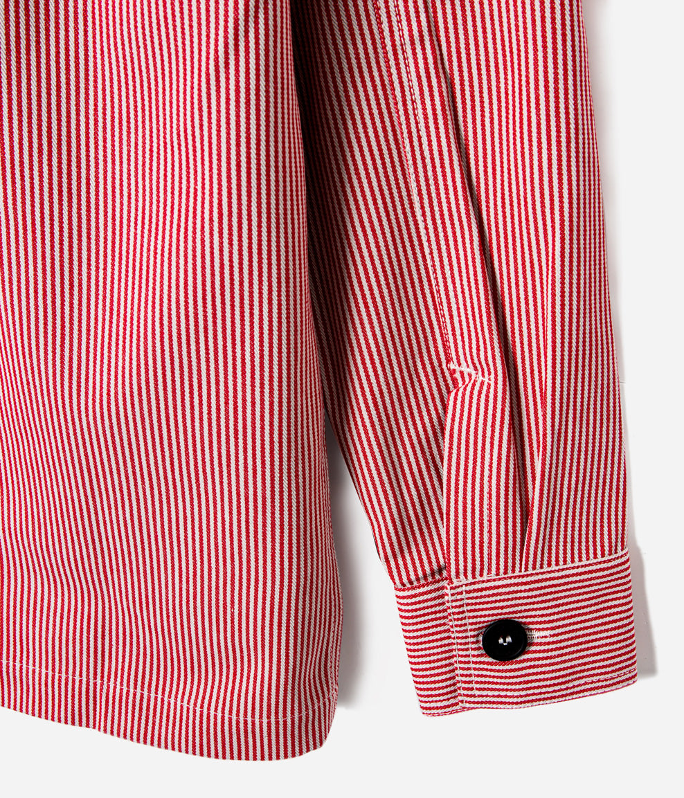 Tonton et Fils - La veste femme "L'Ouvrière" de l'Ouvrière Moderne - Denim Hickory rouge et écru - Fabriquée en France - Vue sur la fermeture du poignet