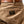 Tonton et Fils - Le pantalon homme « Arsène » canvas tan - Fabriqué en France - Zoom sur écusson de la poche arrière