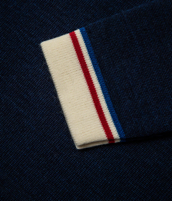 Tonton et Fils - Le pull Ouessant - Marine écru - Tricoté en France - Zoom sur le poignet