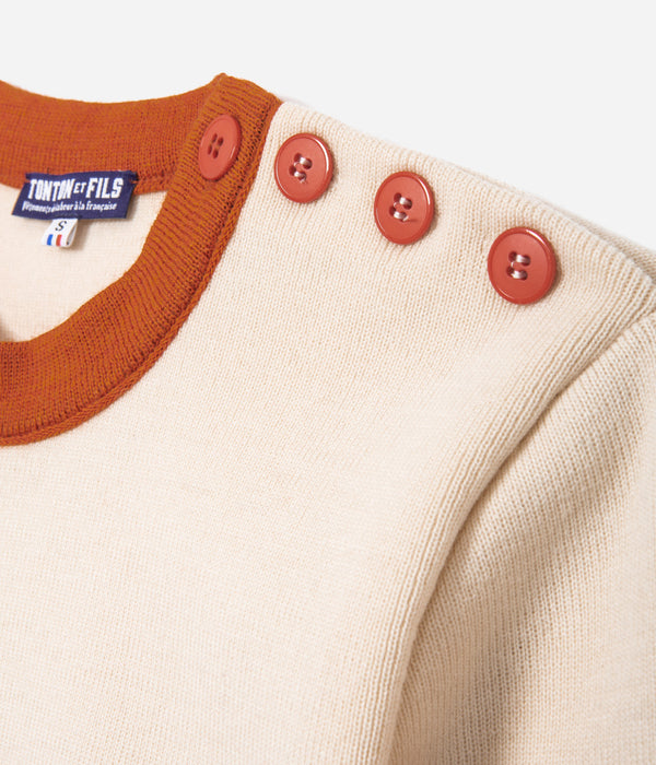 Tonton et Fils - Le pull Ouessant - Orange écru - Tricoté en France - Vue sur la boutonnière