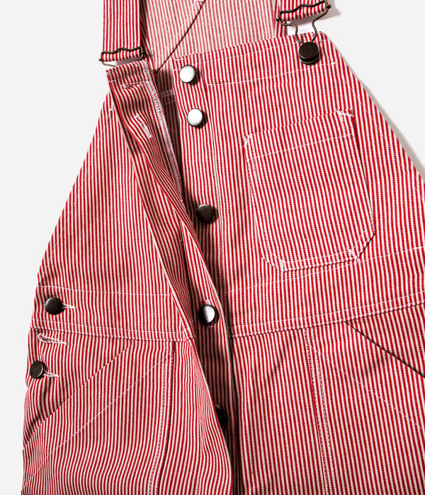 Tonton et Fils - Salopette femme «Billie» Denim Hickory rouge de l'Ouvrière Moderne - Fabriquée en France - Vue sur la boutonnière centrale