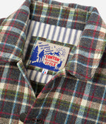 Tonton et Fils - La sur-chemise homme «Émile» laine à carreaux - Fabriquée en France - Vue sur l'encolure ouverte