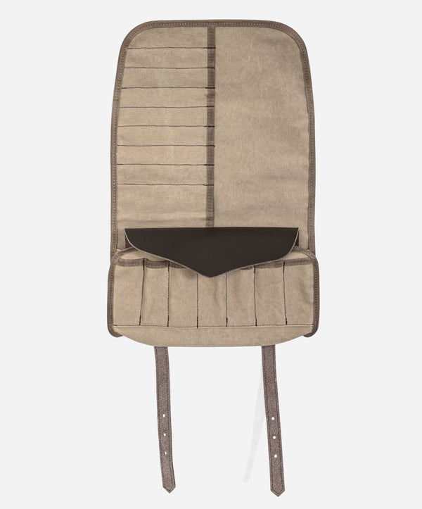 Tonton et Fils - La trousse à outils « Roll up » Canvas stonewashed beige fabriquée en France - Vue intérieure