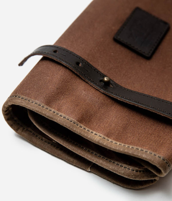 Tonton et Fils - Trousse à outils "Roll Up" - Waxé Camel - Fabriquée en France - Vue de face